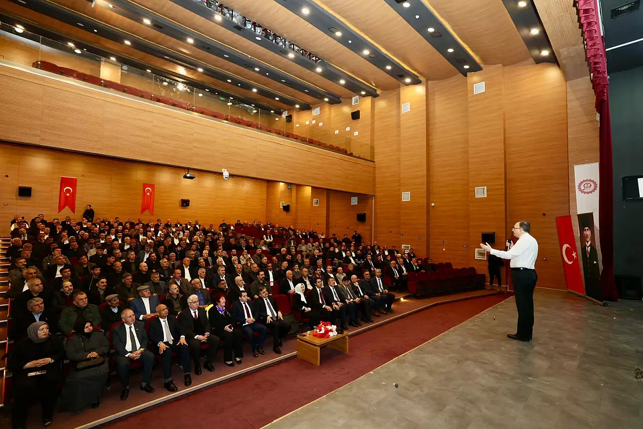 Siirt'te Muhtarlar Akademisi Eğitim Programı Başladı