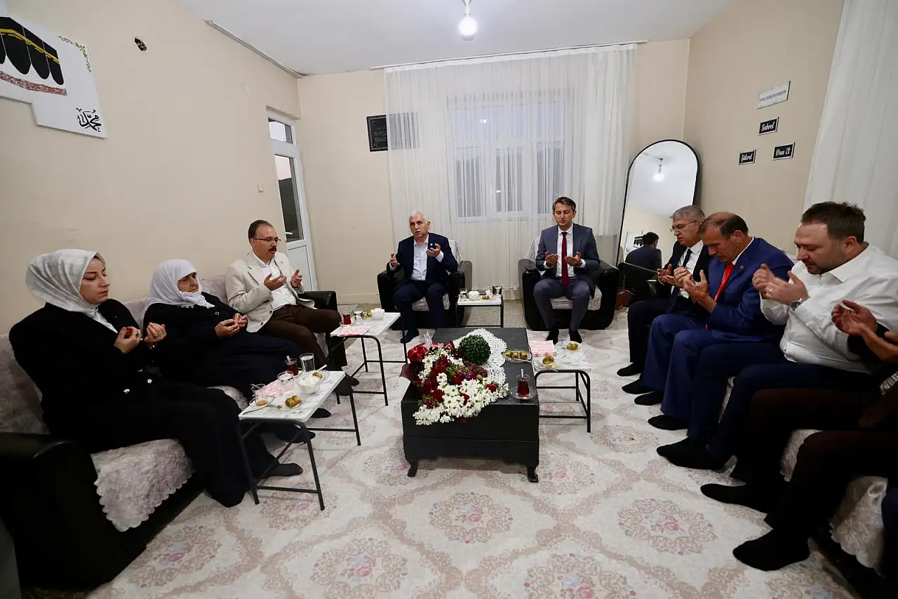 Vali Kızılkaya'dan Şehit Annesine Ziyaret