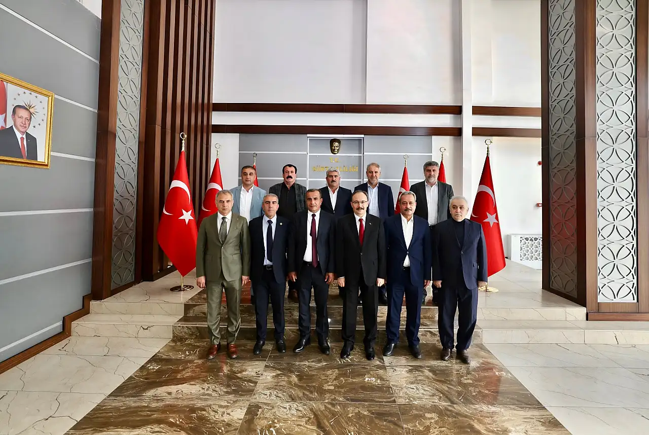 Siirt İl Genel Meclisi Başkanı Hasan Carlık'tan Vali Kızılkaya'ya Ziyaret