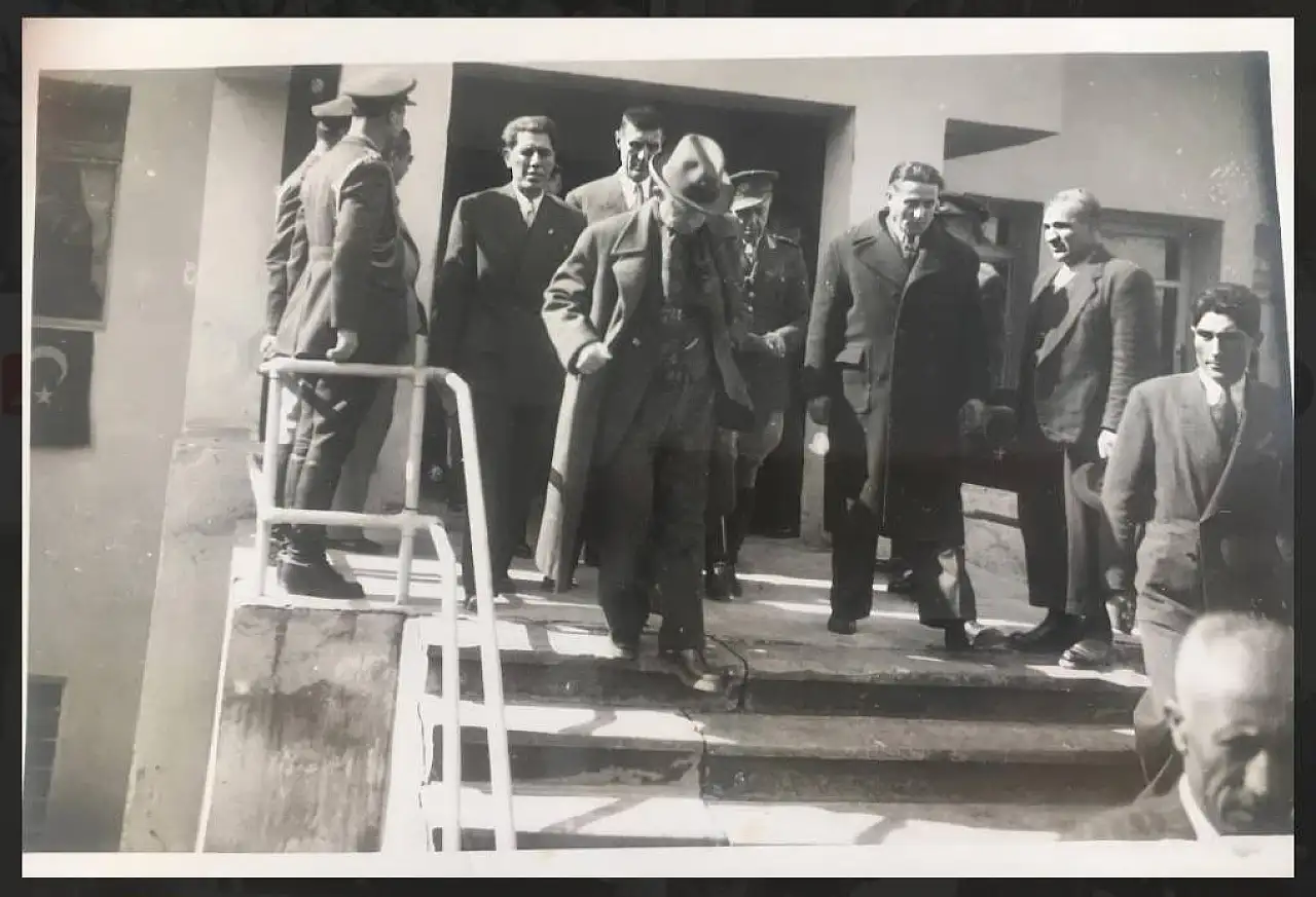 Siirt'in ilk belediye binasının nostalji fotoğrafları ortaya çıktı!