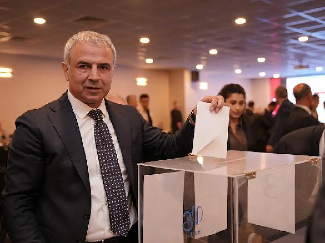 AK Parti Siirt İl Genel Meclis Üyesi Hikmet Deryalar