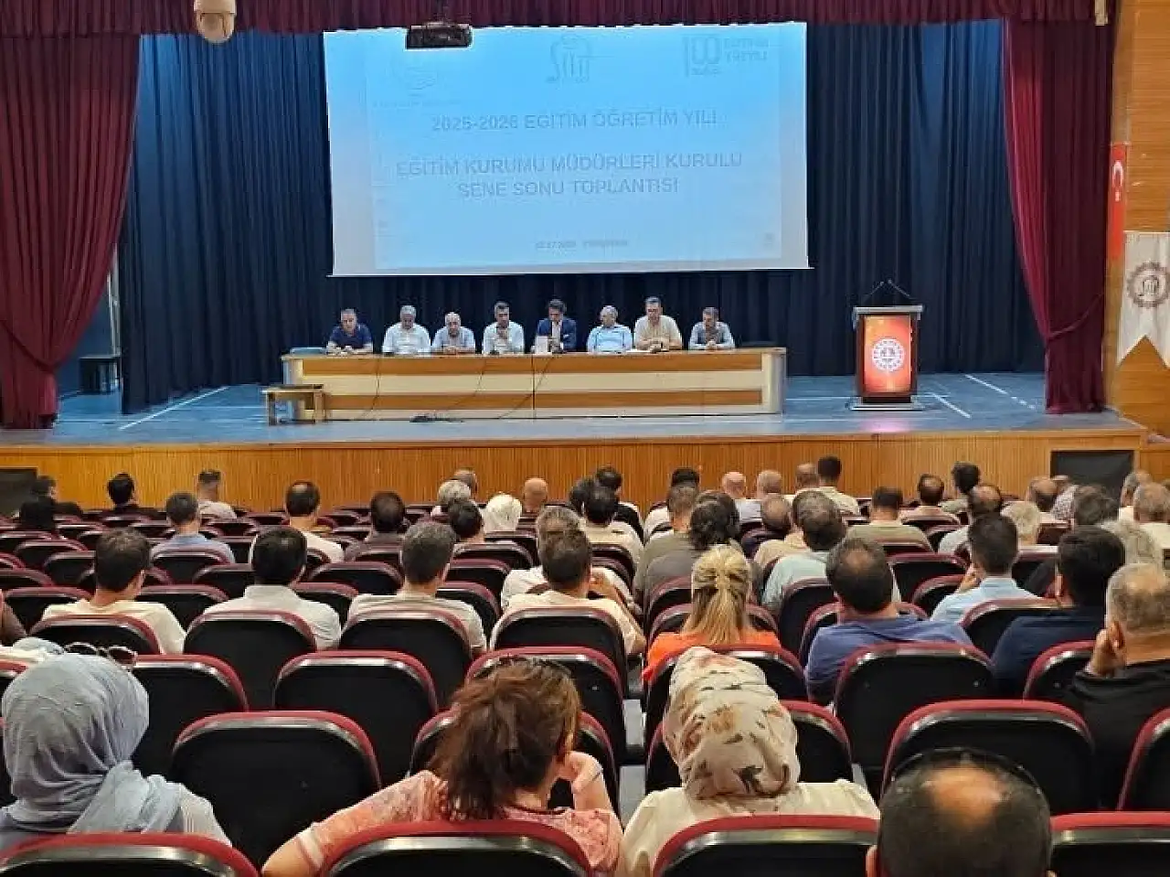 Siirt'te Eğitim Kurumu Müdürleri Sene Sonu Değerlendirme Toplantısı Yapıldı