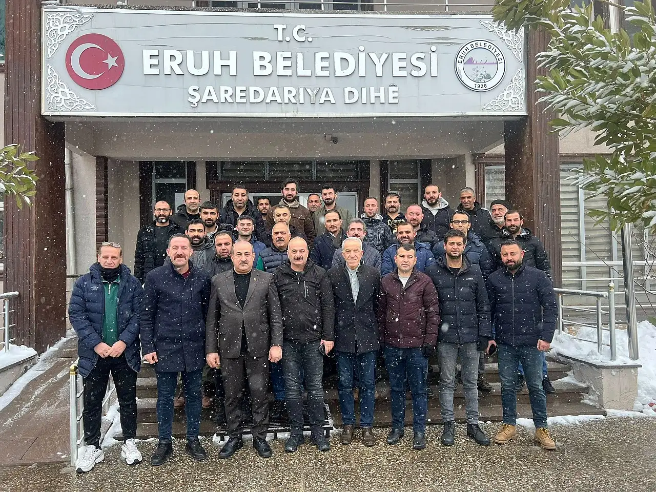 Eruh'ta kurumlar sahada buluştu: Dostluk kazandı