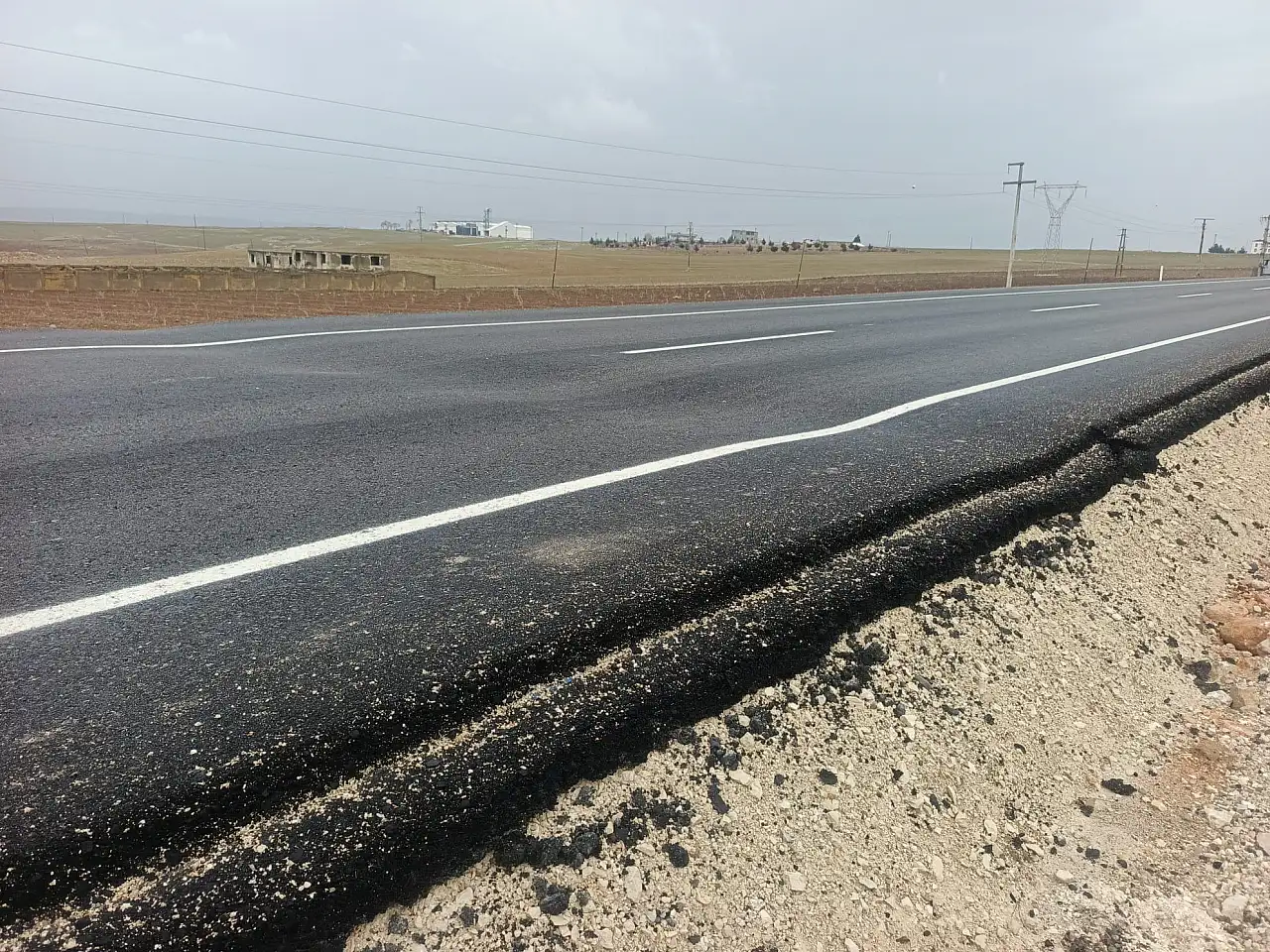 Yeni Yol Kazalara Davetiye Çıkarıyor