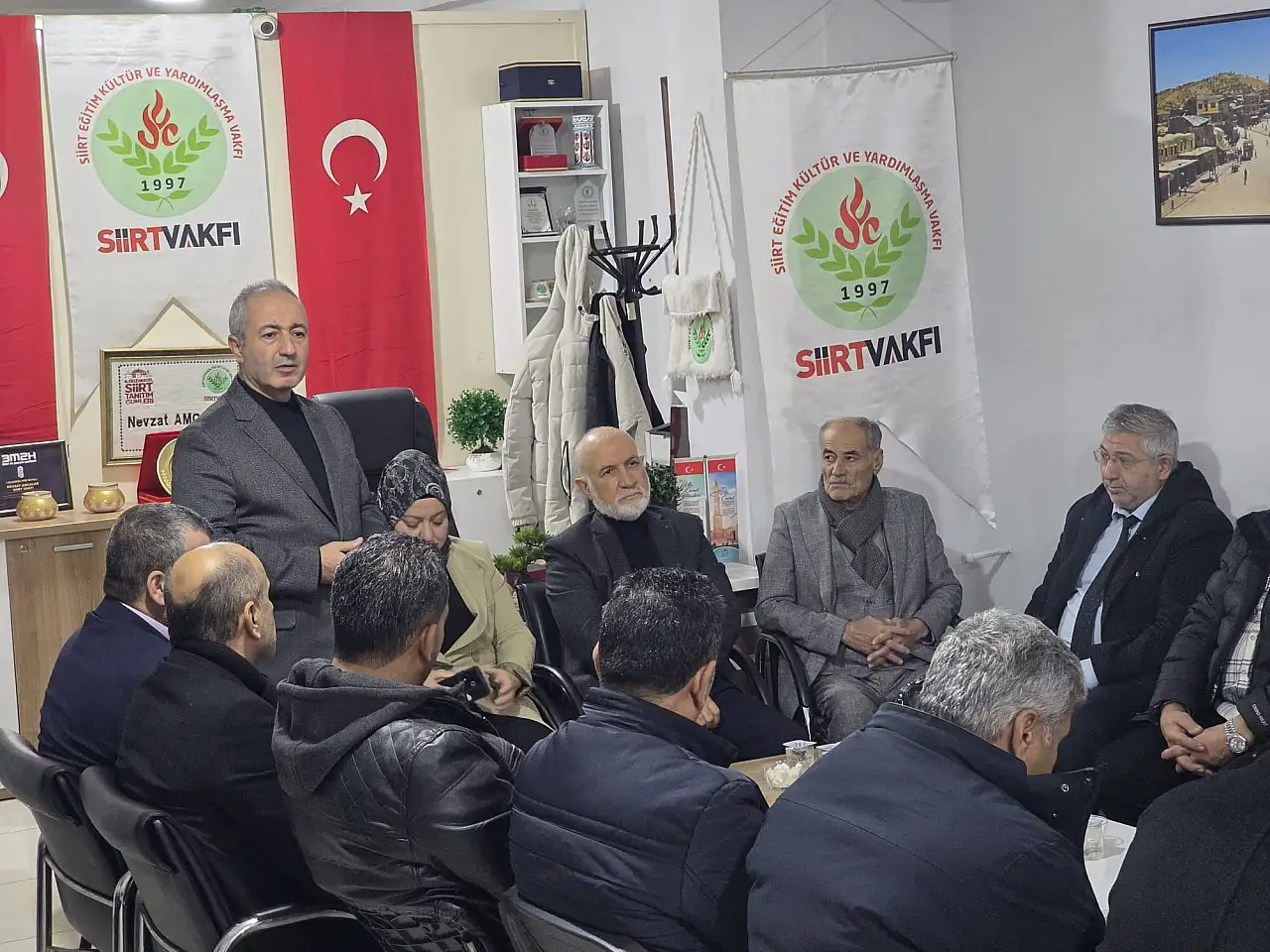 Siirt Vakfı, Siirt'in gelişimi için mahalle ve köy muhtarlarıyla bir araya geldi
