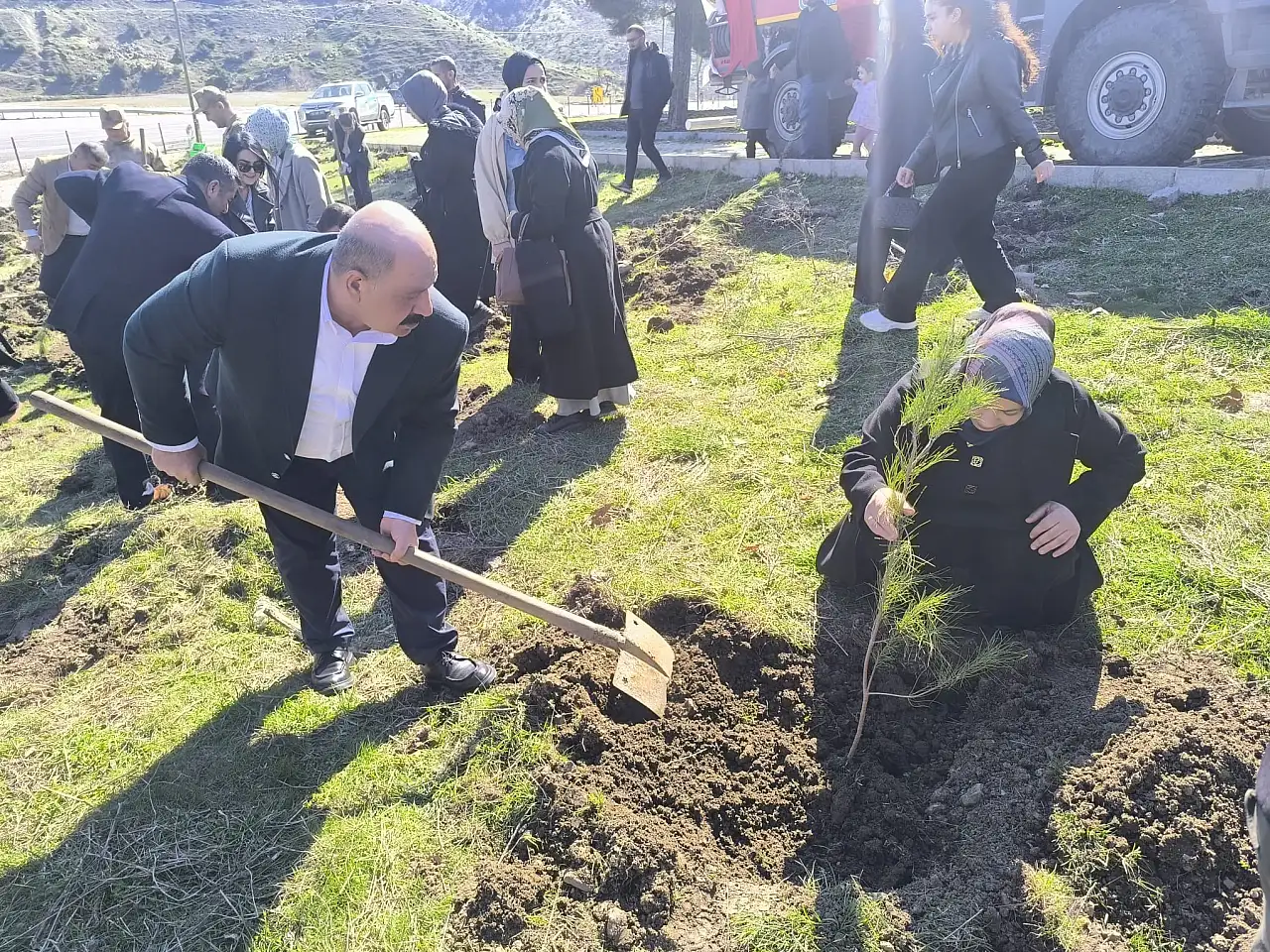 Siirt Baykan'da 8 Mart'a Özel Ağaç Dikim Etkinliği