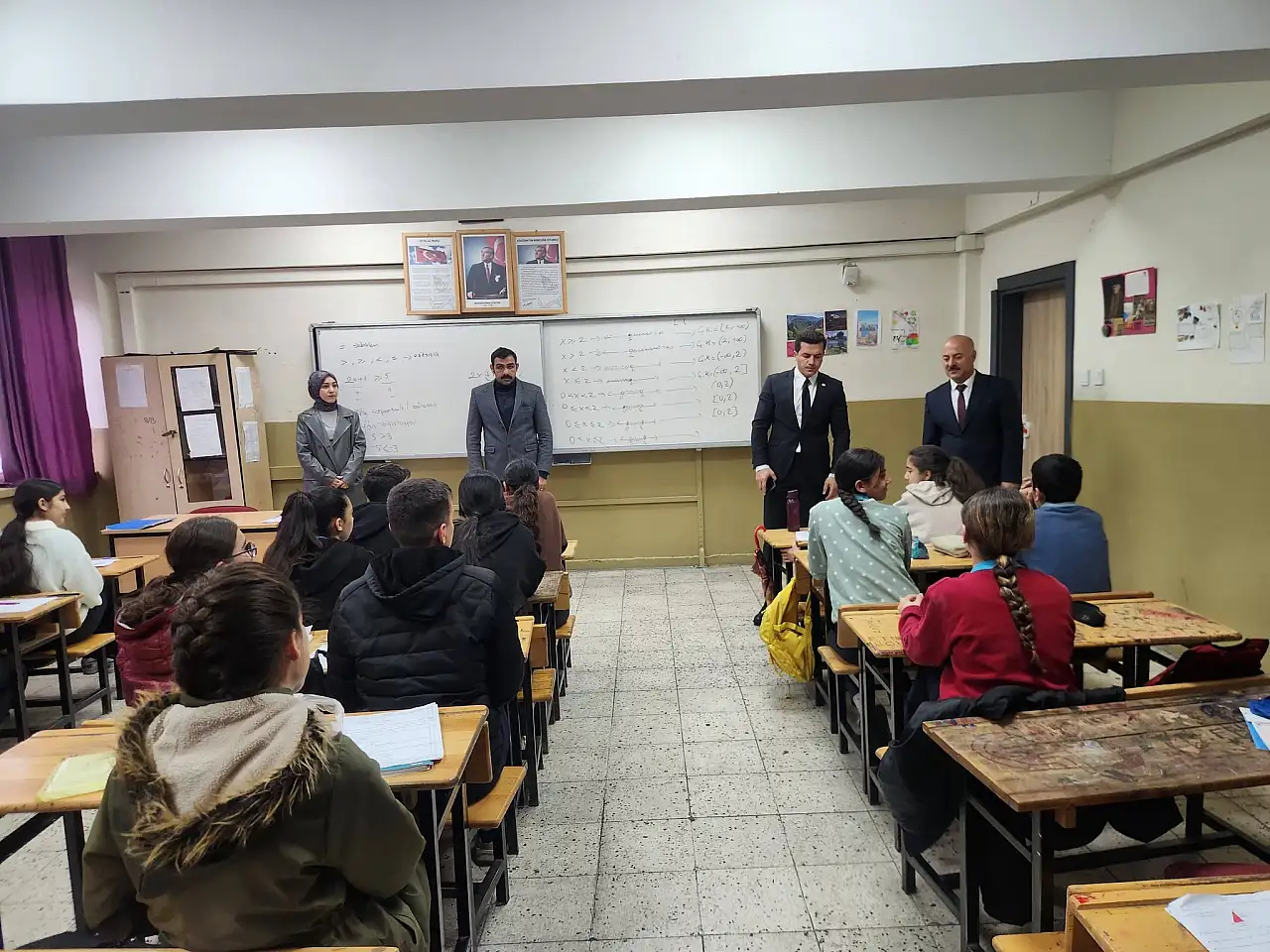 Eruh Kaymakamı Meral'den Okullara Moral Ziyareti