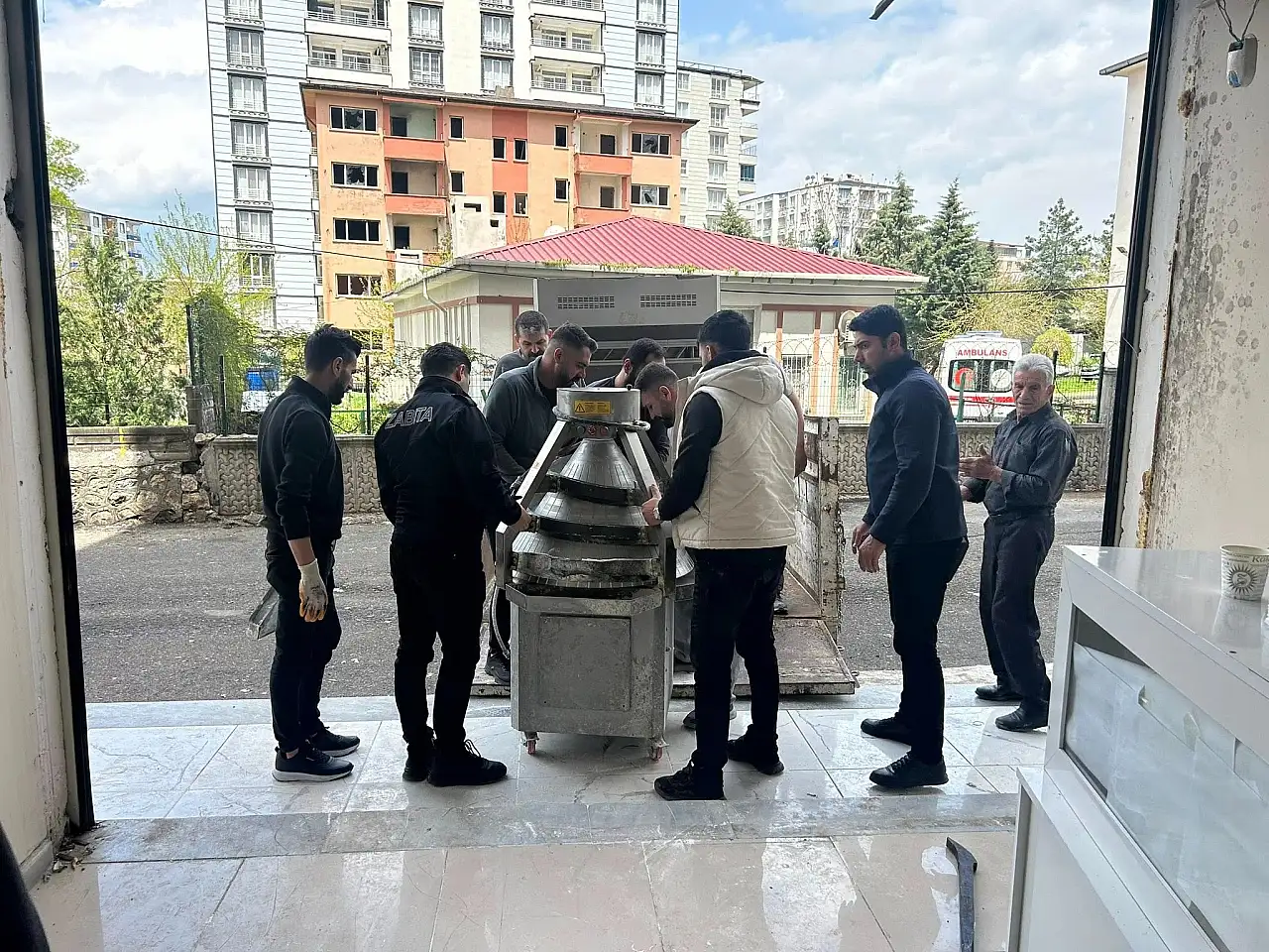 Kurtalan Halk Ekmek yeni yerinde hizmete açıldı