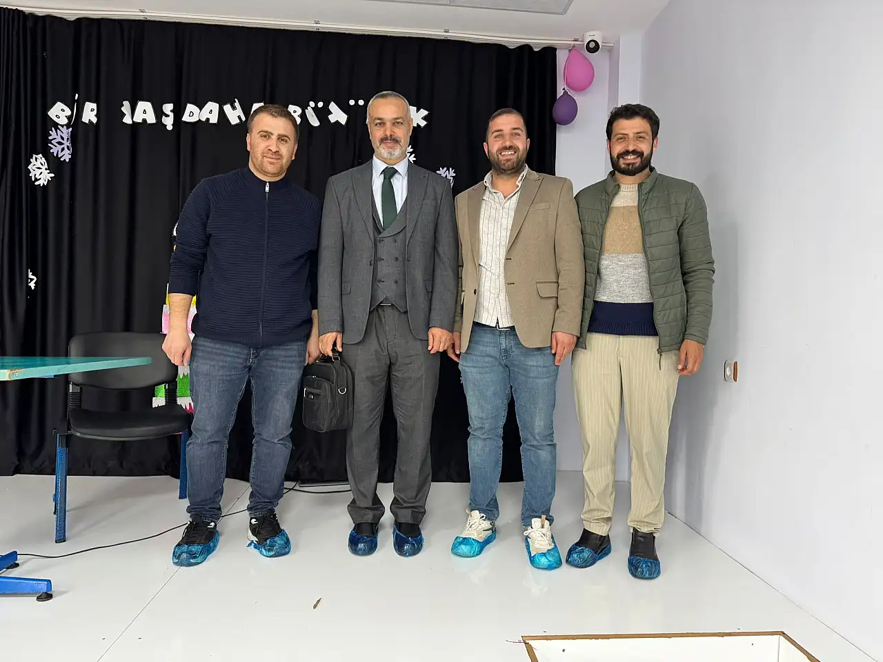 Yazar Metin Özmen Veysel Karanili Öğrencilerle Buluştu