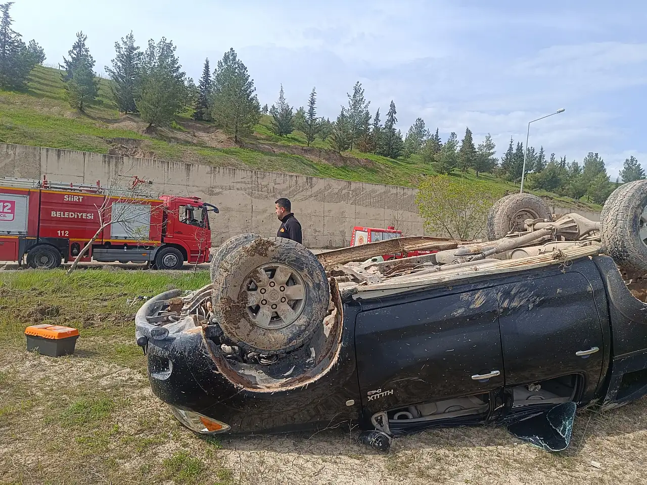 Siirt Üniversitesi Kezer Yerleşkesi'nde kaza: Araç takla attı, 1 kişi yaralandı