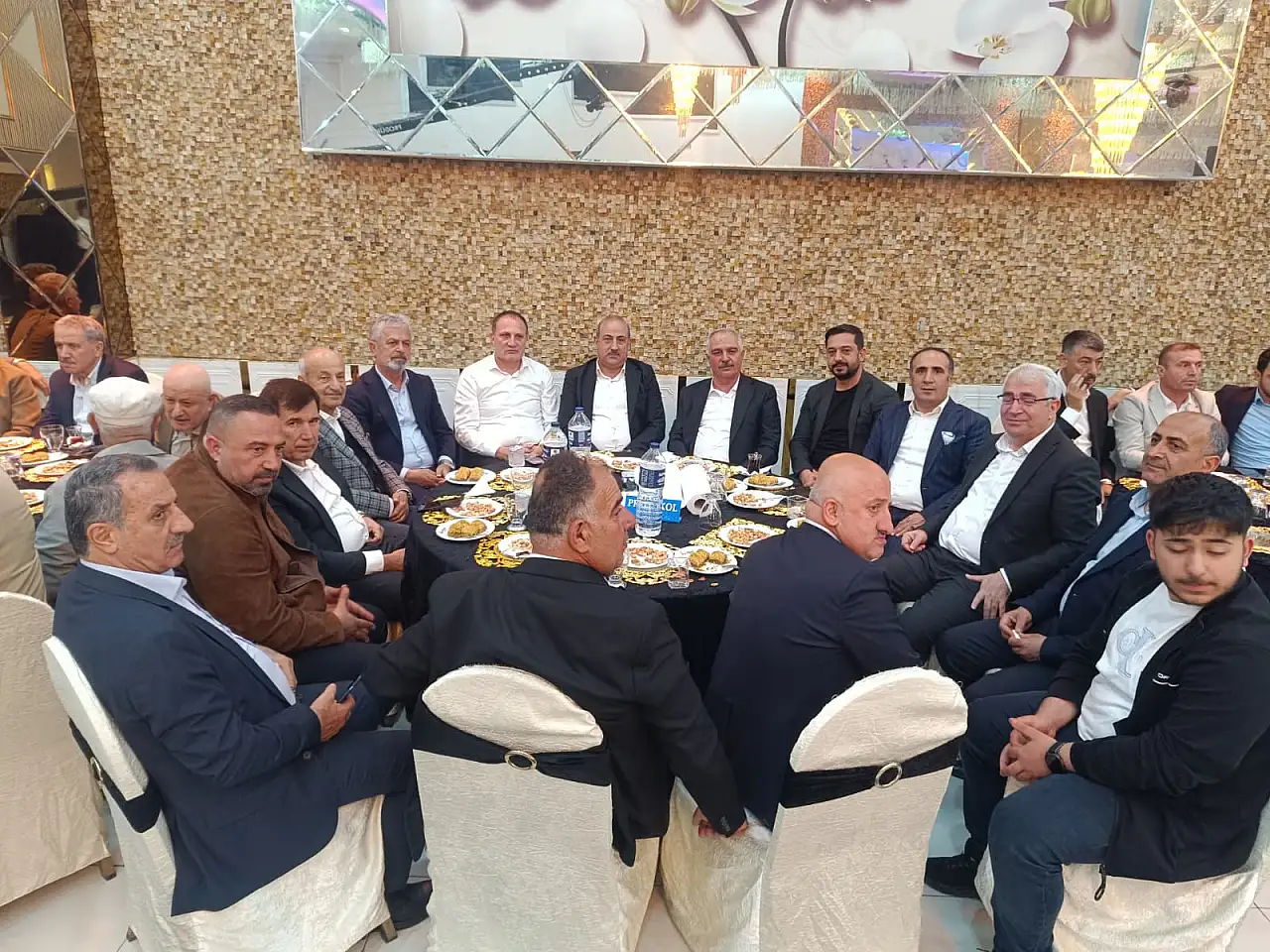 Siirt'te Çiçek ve Teymur Ailelerinin Mutlu Günü