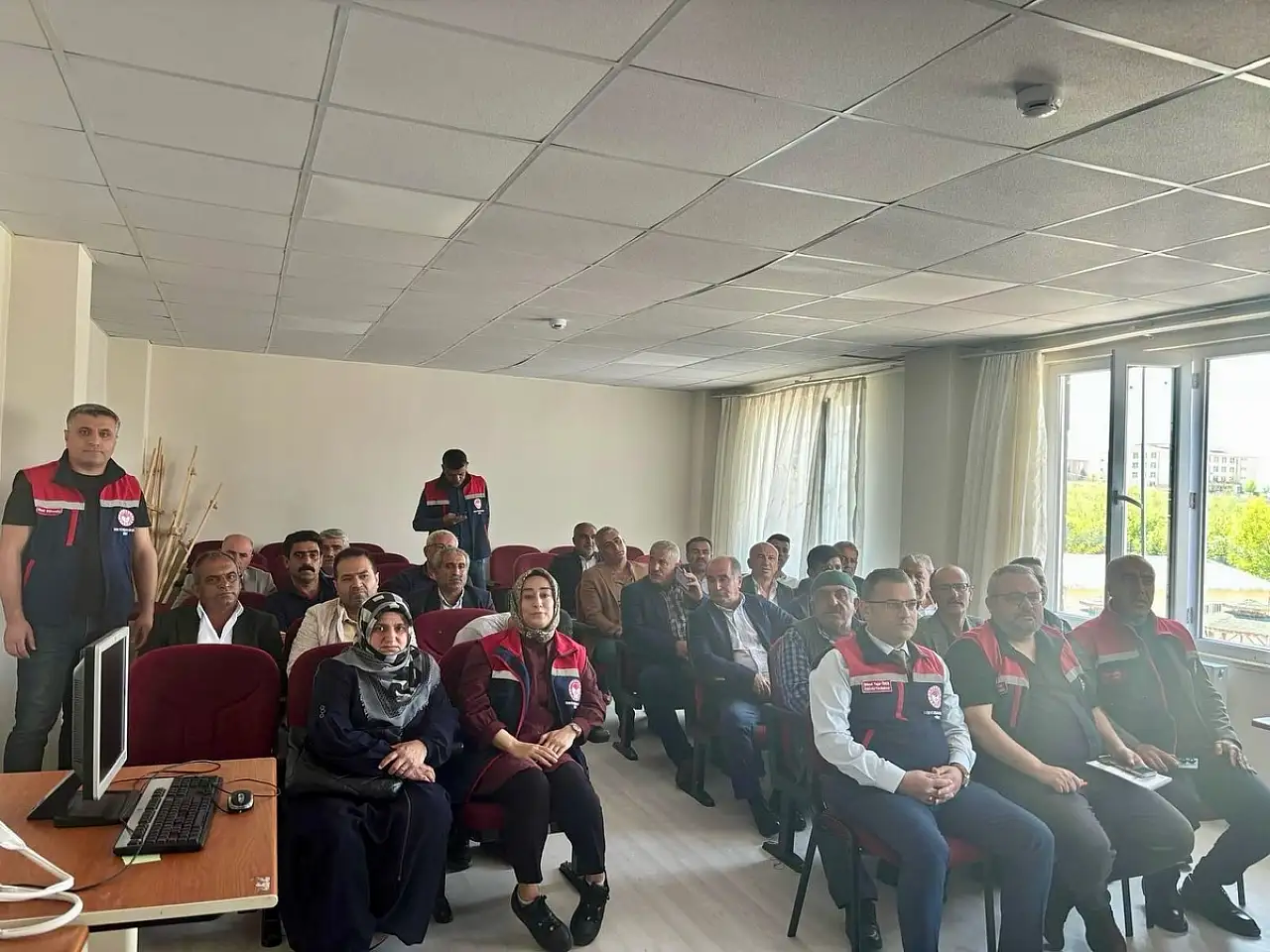 Şirvan'da Üreticilere ''Tasarruflu Sulama'' Eğitimi Verildi