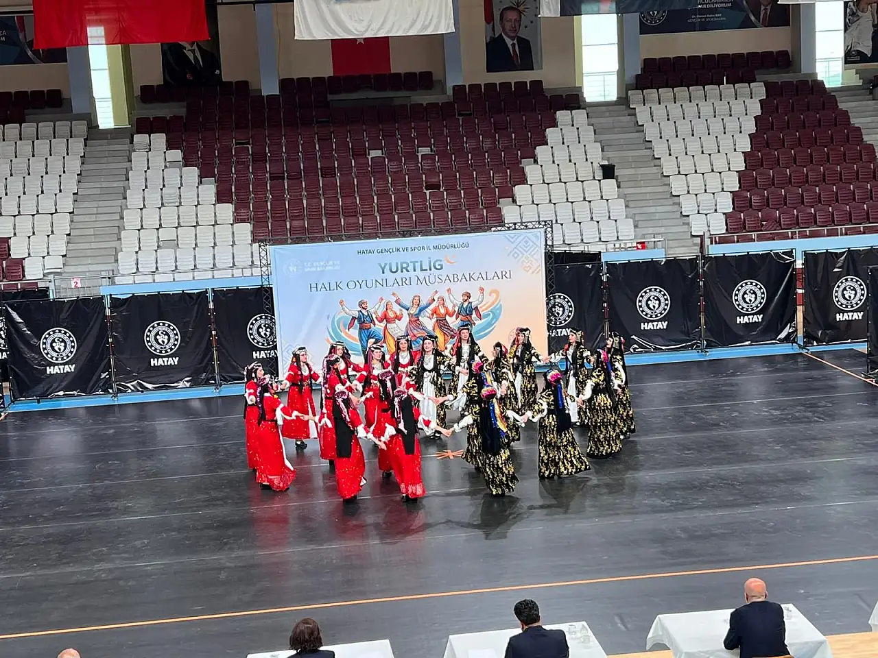 Siirtli Gençlerin Zaferi: YURTLİG Halk Oyunları Türkiye Şampiyonluğu Siirt'in Oldu