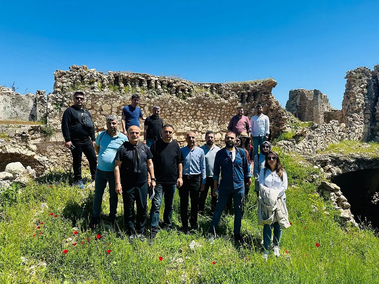 Siirt'te Öğretmenler Botan Vadisi ve Deyr Mor Yakub'u Gezdiler