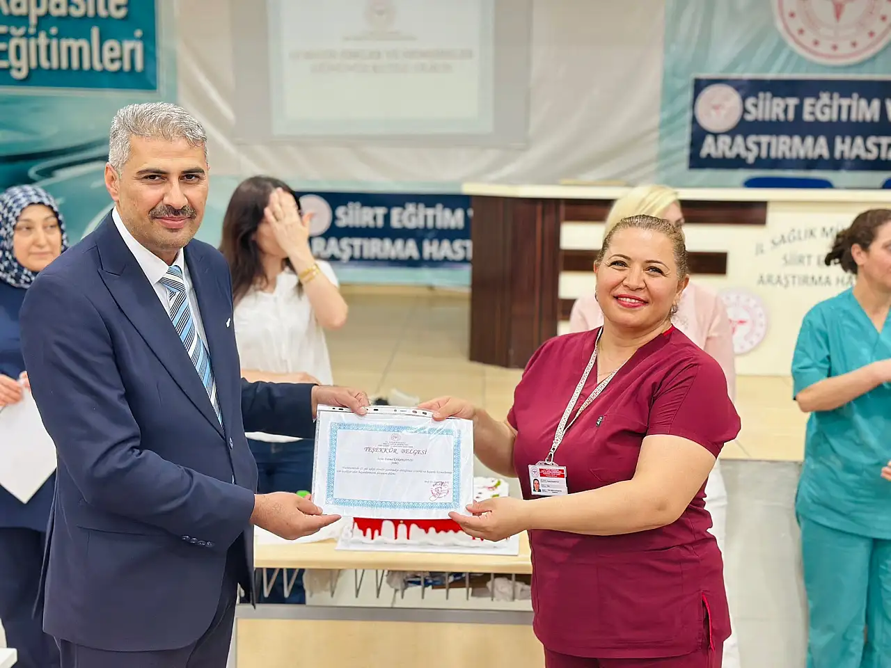 Siirt Eğitim ve Araştırma Hastanesi'nde ''Hemşireler Günü'' Kutlandı