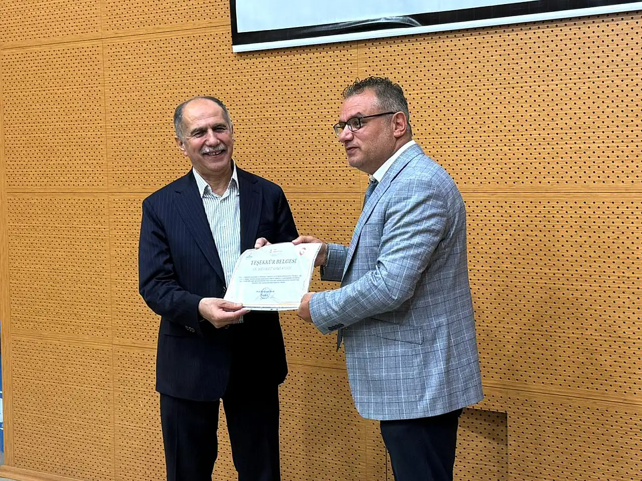 Siirt Üniversitesi'nde Geleceğin Üretim Teknolojileri Konuşuldu