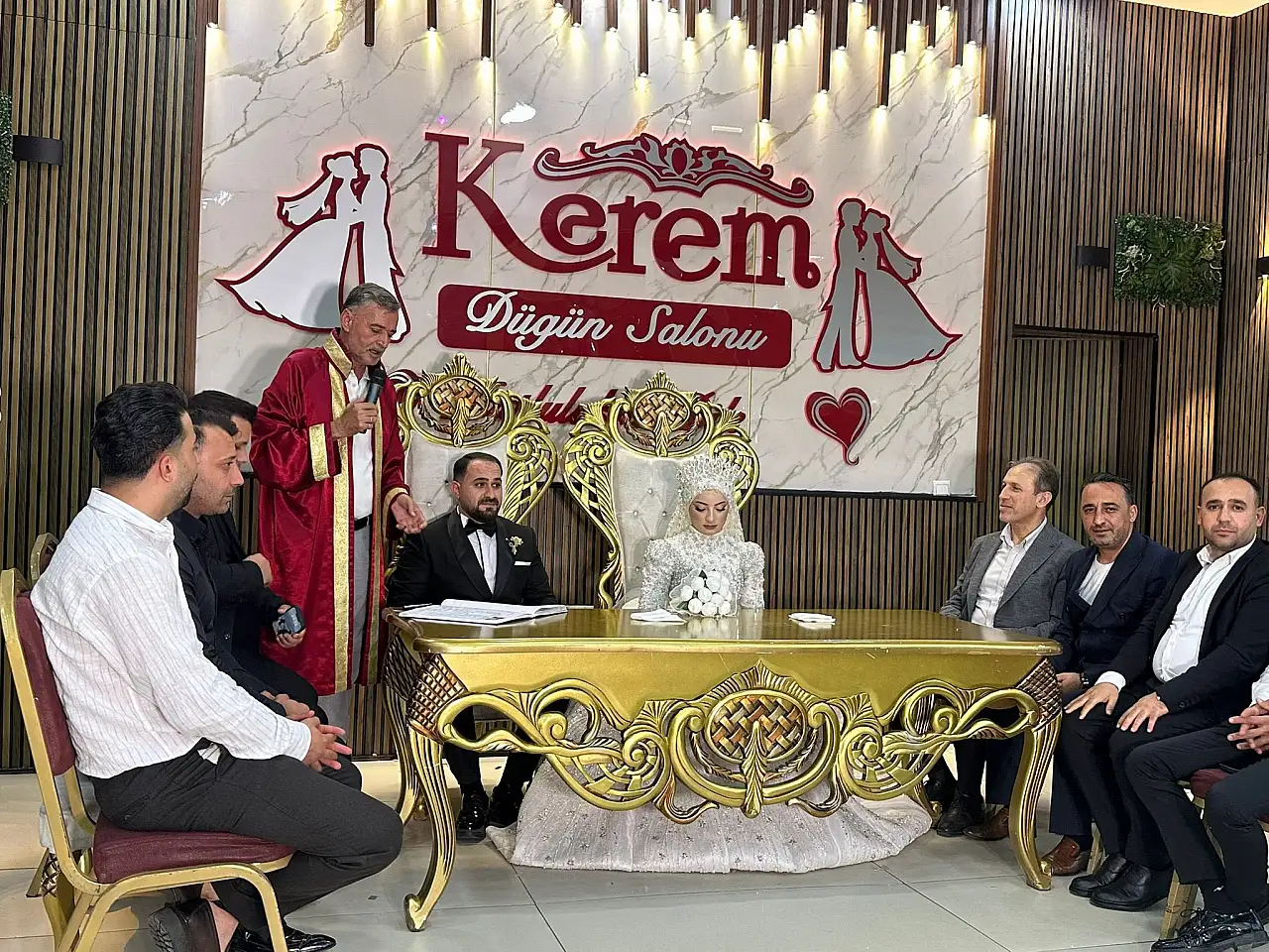 Siirt'te Diriarın ve Savuk Ailelerinin Mutlu Günü