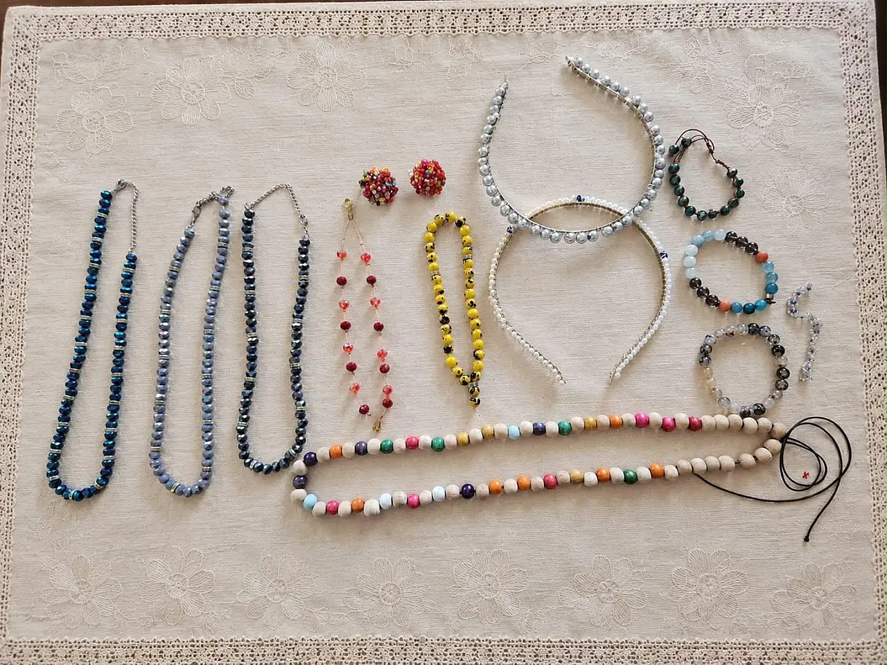 Siirt'te Özel Bireyler Takı Yapım Etkinliğinde Yeteneklerini Sergiledi