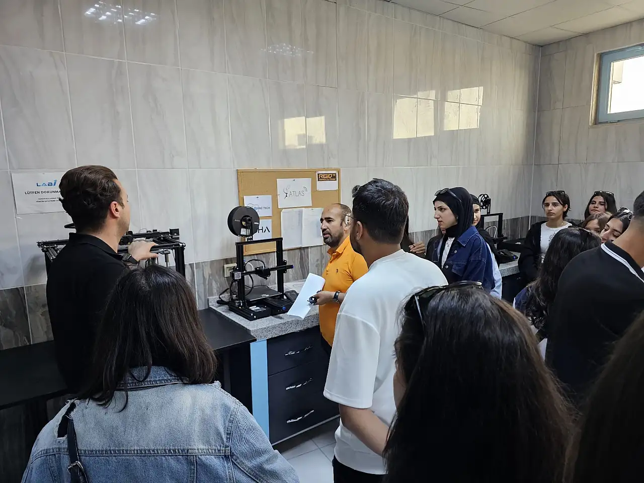 Siirt Şirvan Anadolu Lisesi Öğrencileri Van Teknokent'te: Girişimcilik ve Ar-Ge Süreçlerini Yerinde İnceledi