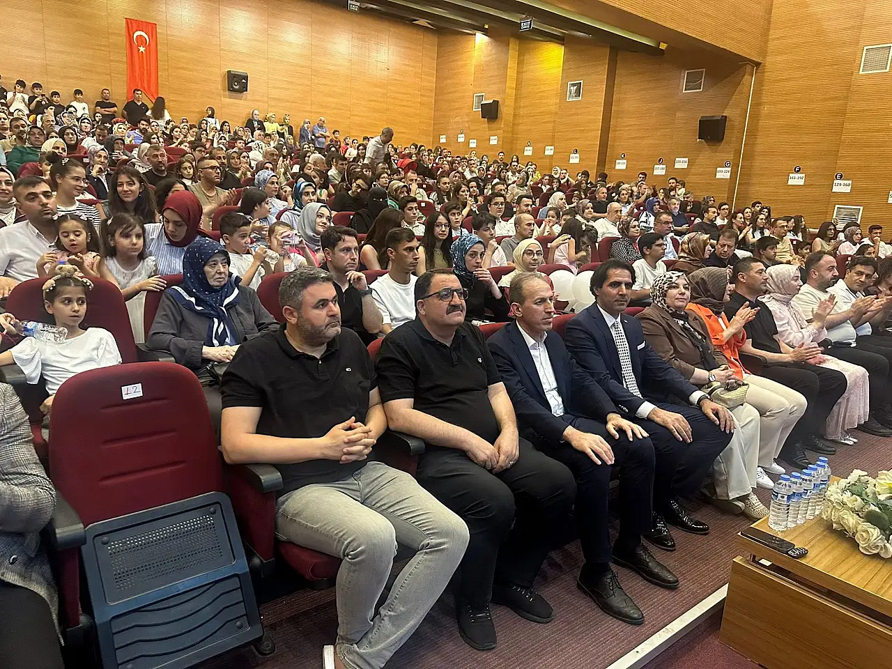 Siirt'te Kitap Okuma Yarışmasının Ödül Töreni Yoğun Katılımla Gerçekleştirildi