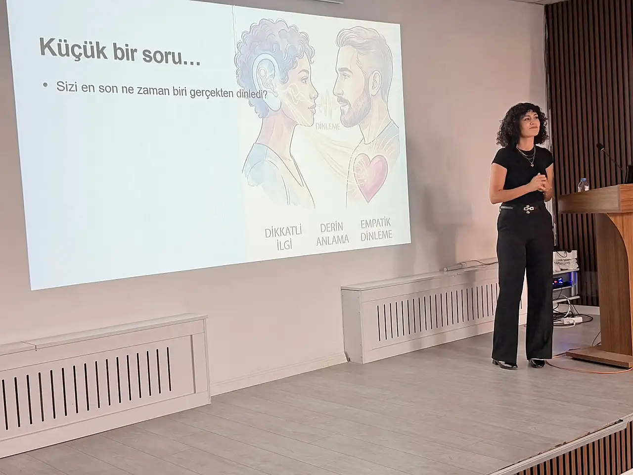 Siirt'te 'Sağlıklı Hayat Saatleri' Semineri Düzenlendi