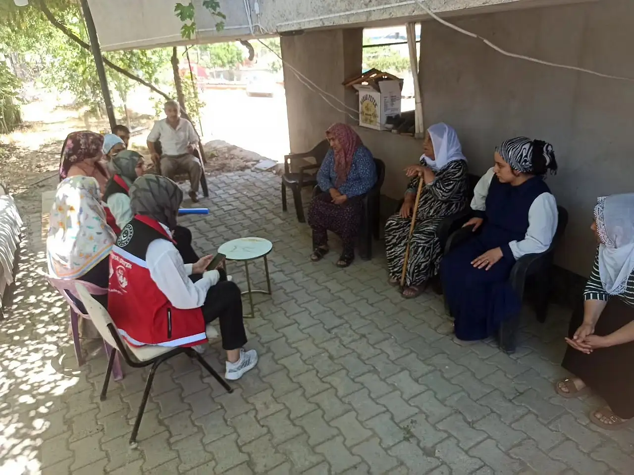Siirt'te Tulumtaş Köyü Sakinlerine Evlilik Kredisi ve Kadına Yönelik Şiddetle Mücadele Eğitimi