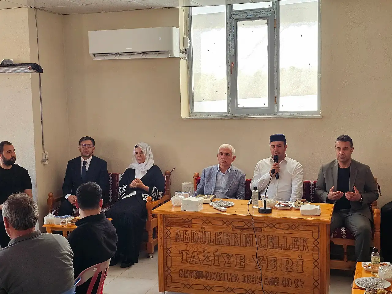 AK Parti Diyarbakır Milletvekili Suna Kepolu Ataman, Siirt'te Vali Kızılkaya ve Necat Cellek'in Ailesine Taziyede Bulundu