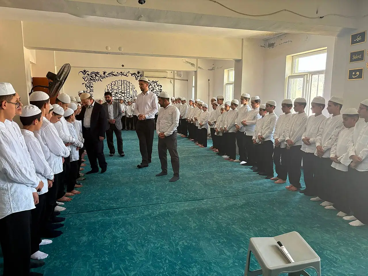 Siirt Tİllolu Seyda Diyaüddin Mücahidi, Kozluk'ta Hafızlık Kursu Öğrencileriyle Buluştu