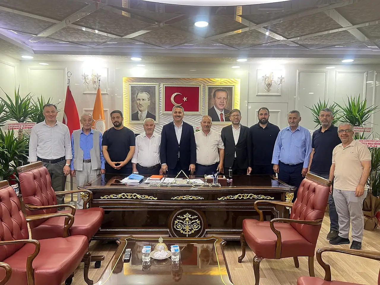 AK Parti Genel Merkez Yerel Yönetimler Başkan Yardımcısı Eyüp Eroğlu Siirt'te