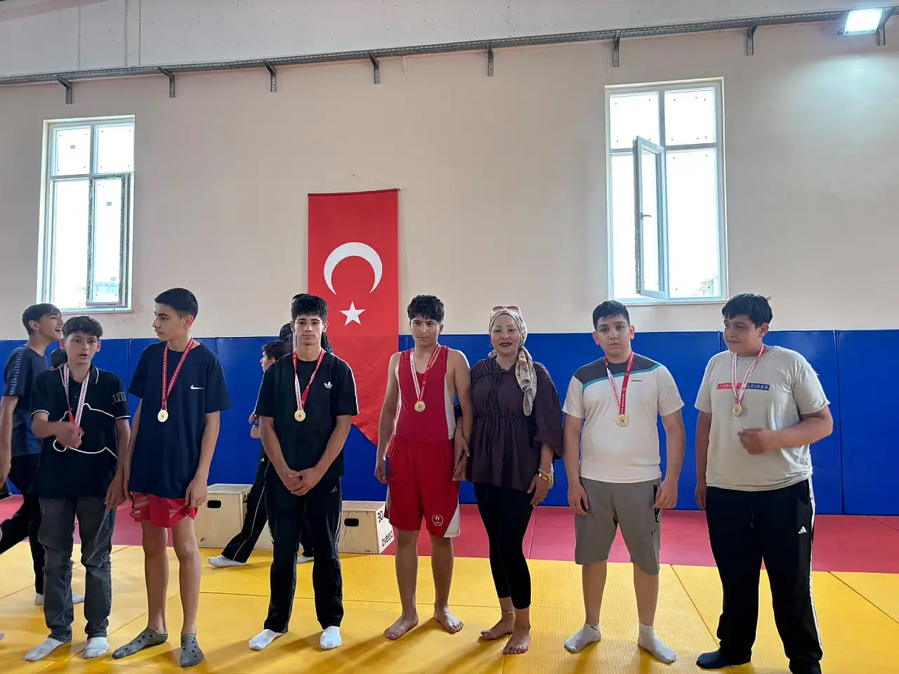 Siirtli Güreşçi Muhammed Rasim Çokal Türkiye Şampiyonası'na Katılma Hakkı Kazandı