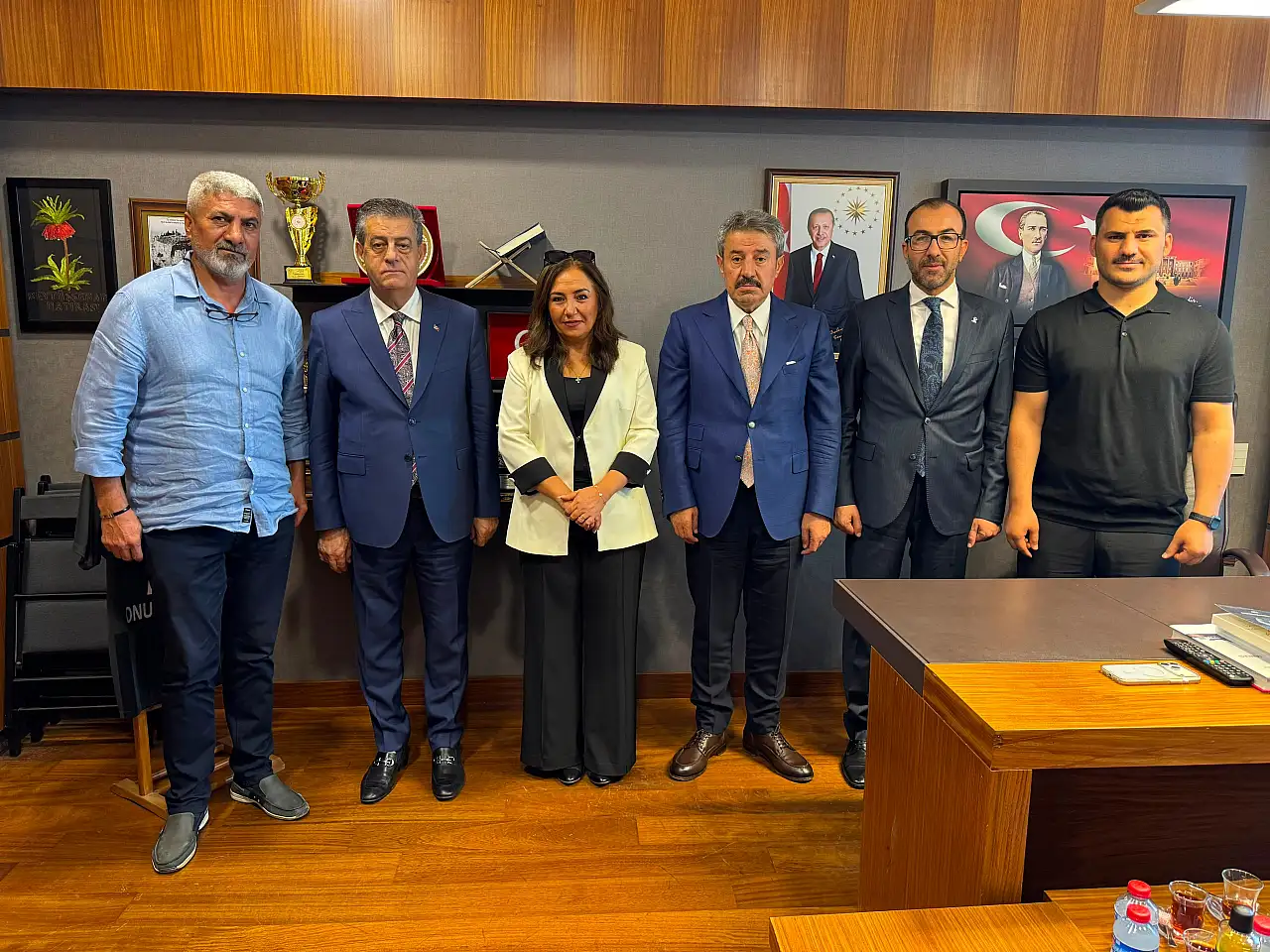 Eski DEM Partili İdil Belediye Başkan AK Parti'ye mi Geçiyor?