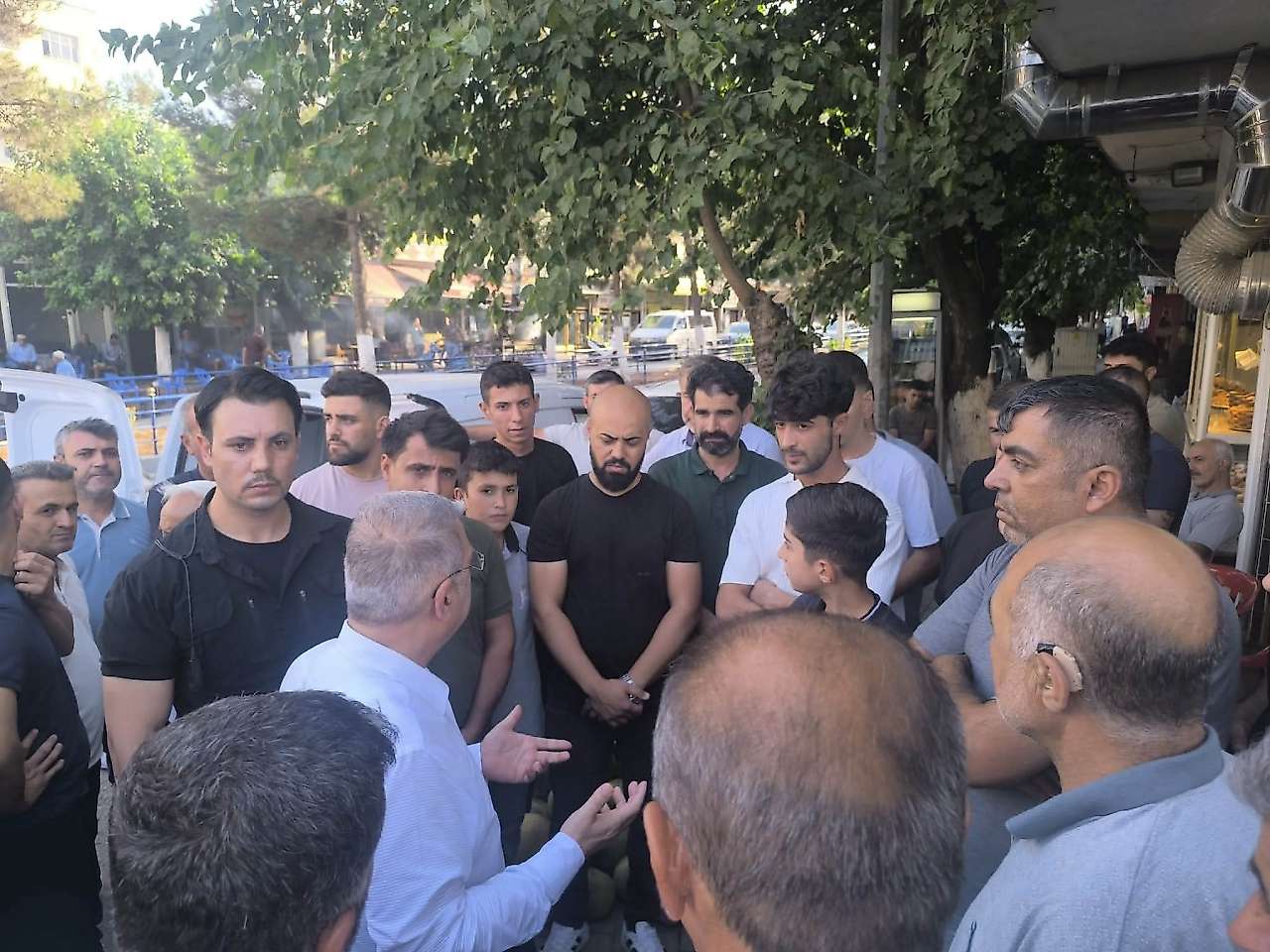 Kurtalan'da trafik gerilimi sonrası dikkat çeken buluşma: Emniyet Müdürü vatandaşları dinledi