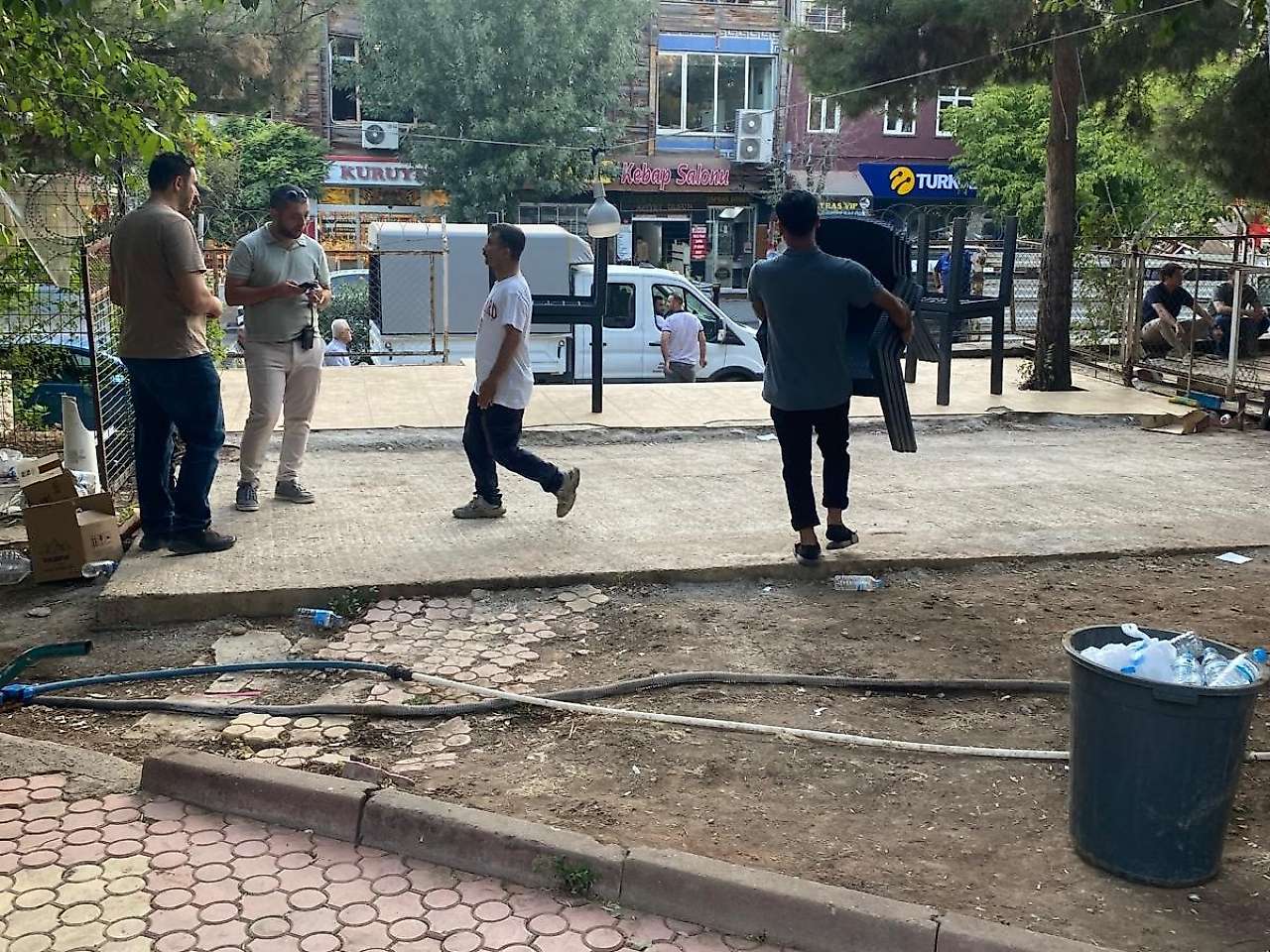 Millet Bahçesi beklenirken Çay Bahçesi oldu: Siirt'te tartışma yaratan alan boşaltıldı