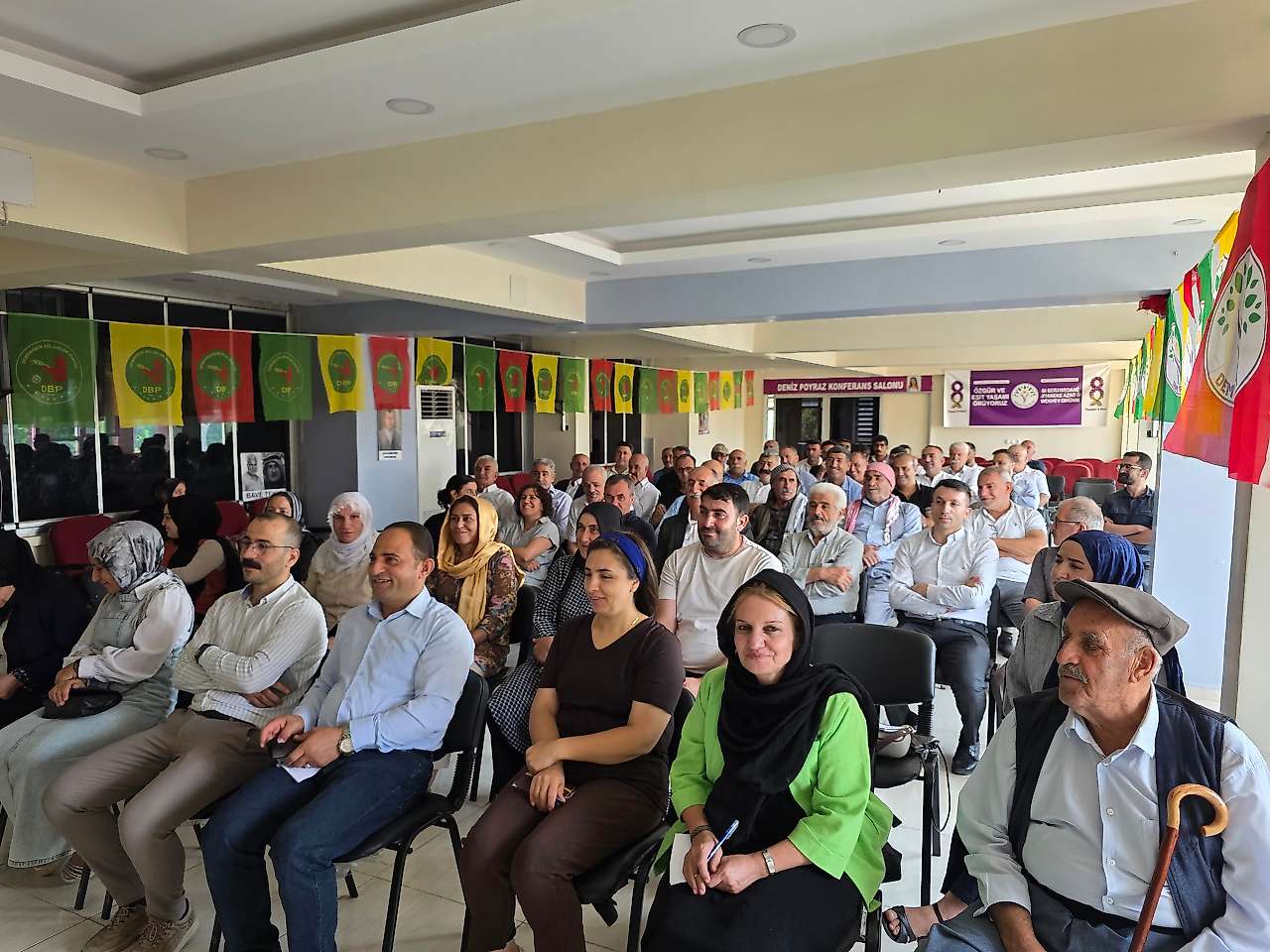 DBP Siirt İl Örgütü'nde 'Demokratik Siyaset' Eğitimi Düzenlendi