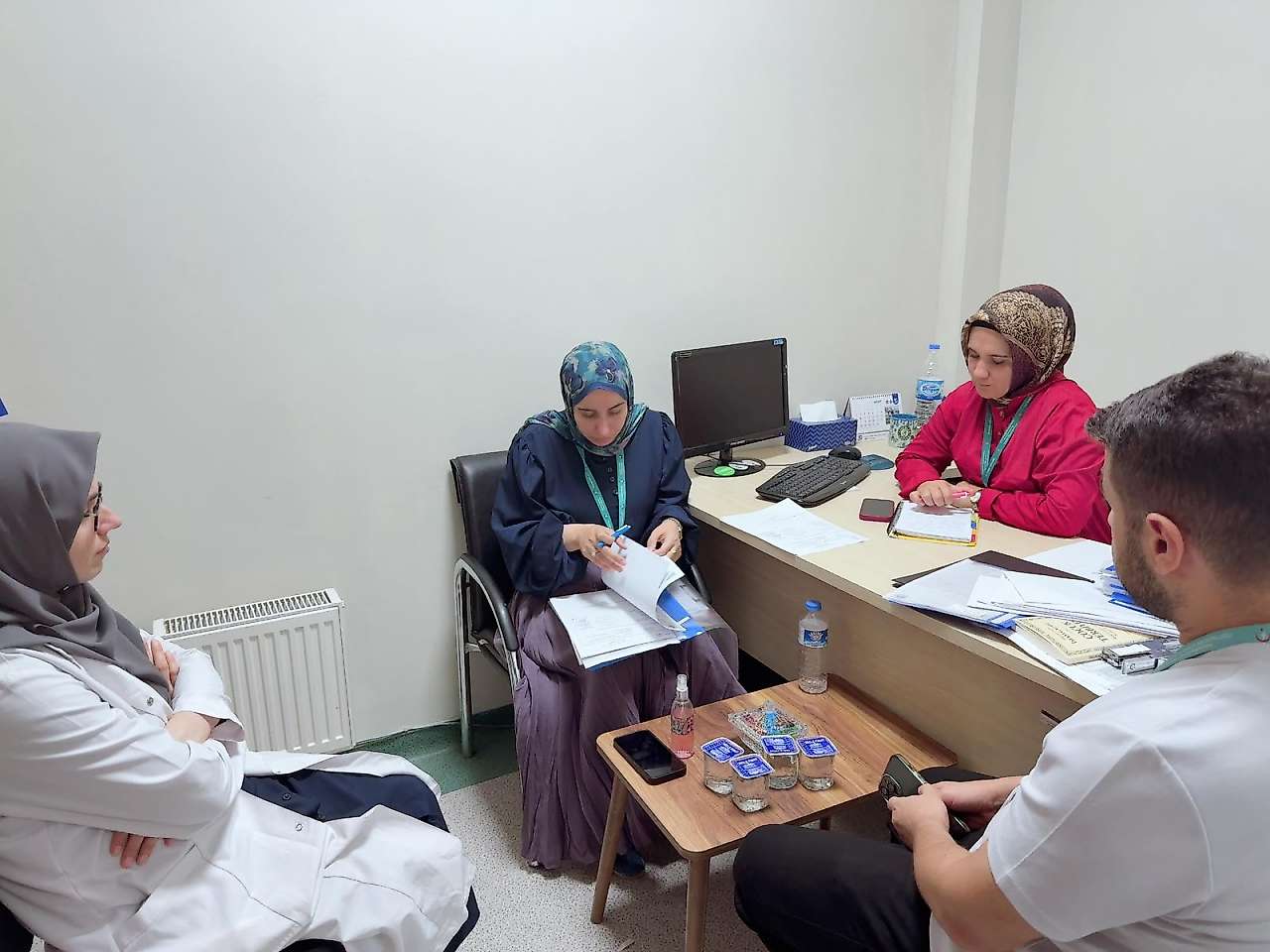 SDS standartlarının sağlık tesislerindeki uygulamaları yerinde incelenmesini yapan personeller