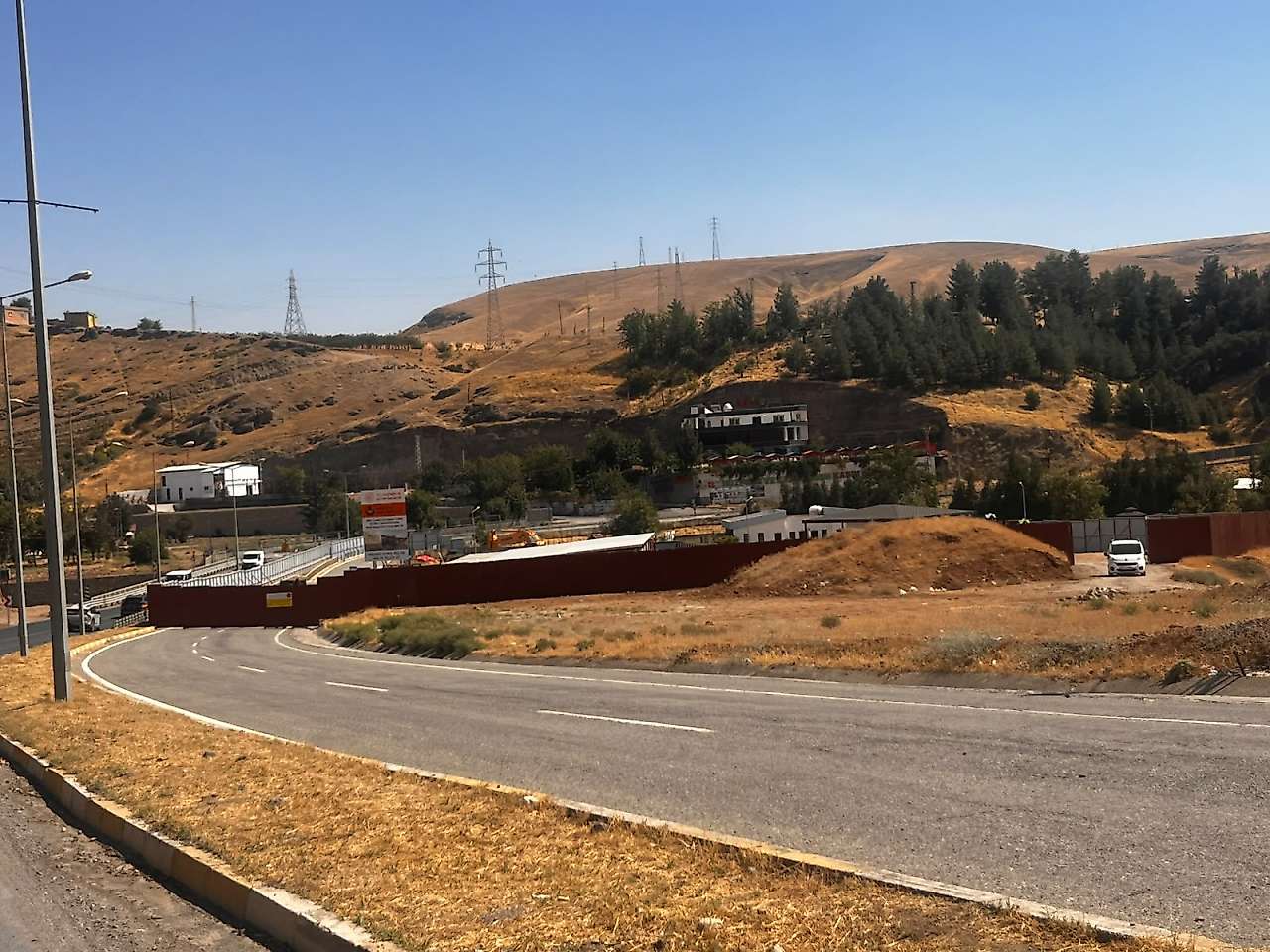 Siirt'te Tarihi Kezer Köprüsü İçin Restorasyon Çalışmaları Başladı