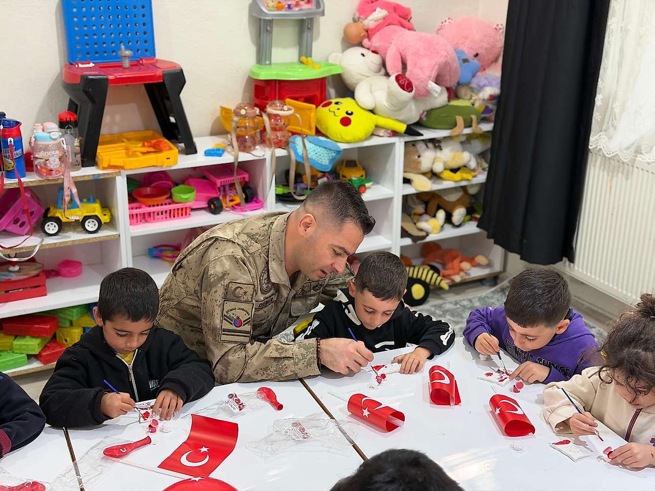 Siirt'te Jandarmadan 450 Öğrenciye Cumhuriyet Bayramı Etkinliği