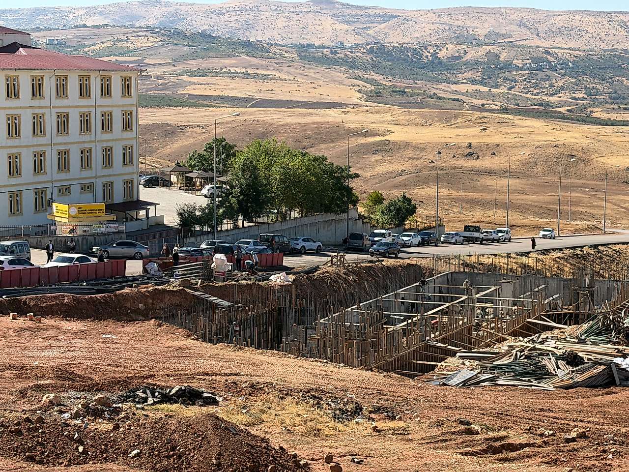 Siirt'te KPSS Sınavı Sırasında İnşaat Gürültüsü Tepki Çekti