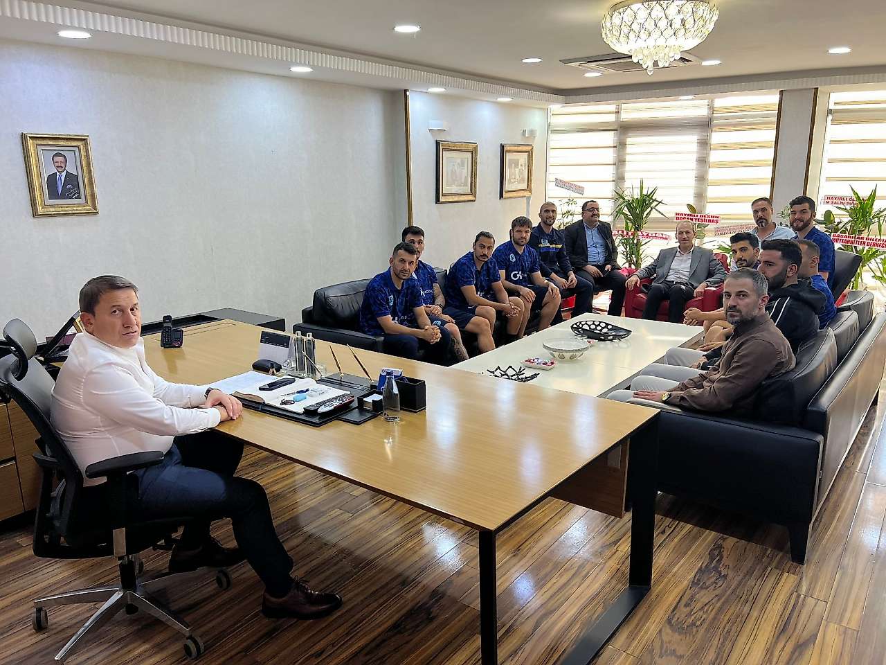 Siirtspor'dan Siirt TSO Başkanı Güven Kuzu'ya Hayırlı Olsun Ziyareti