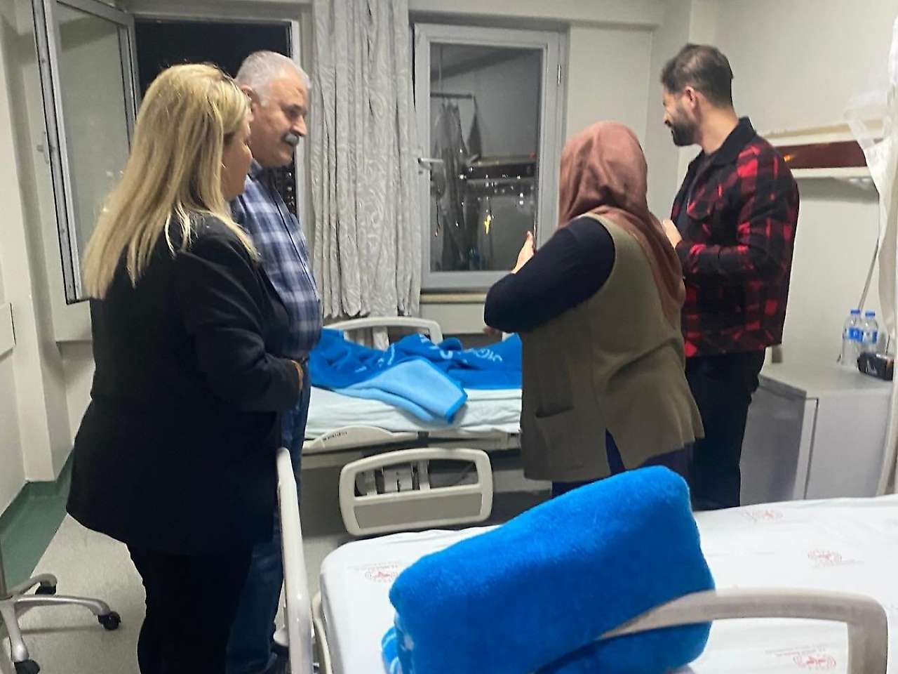 Kurtalan Belediyesi Heyeti, Zehirlenen Öğrencileri Ziyaret Etti