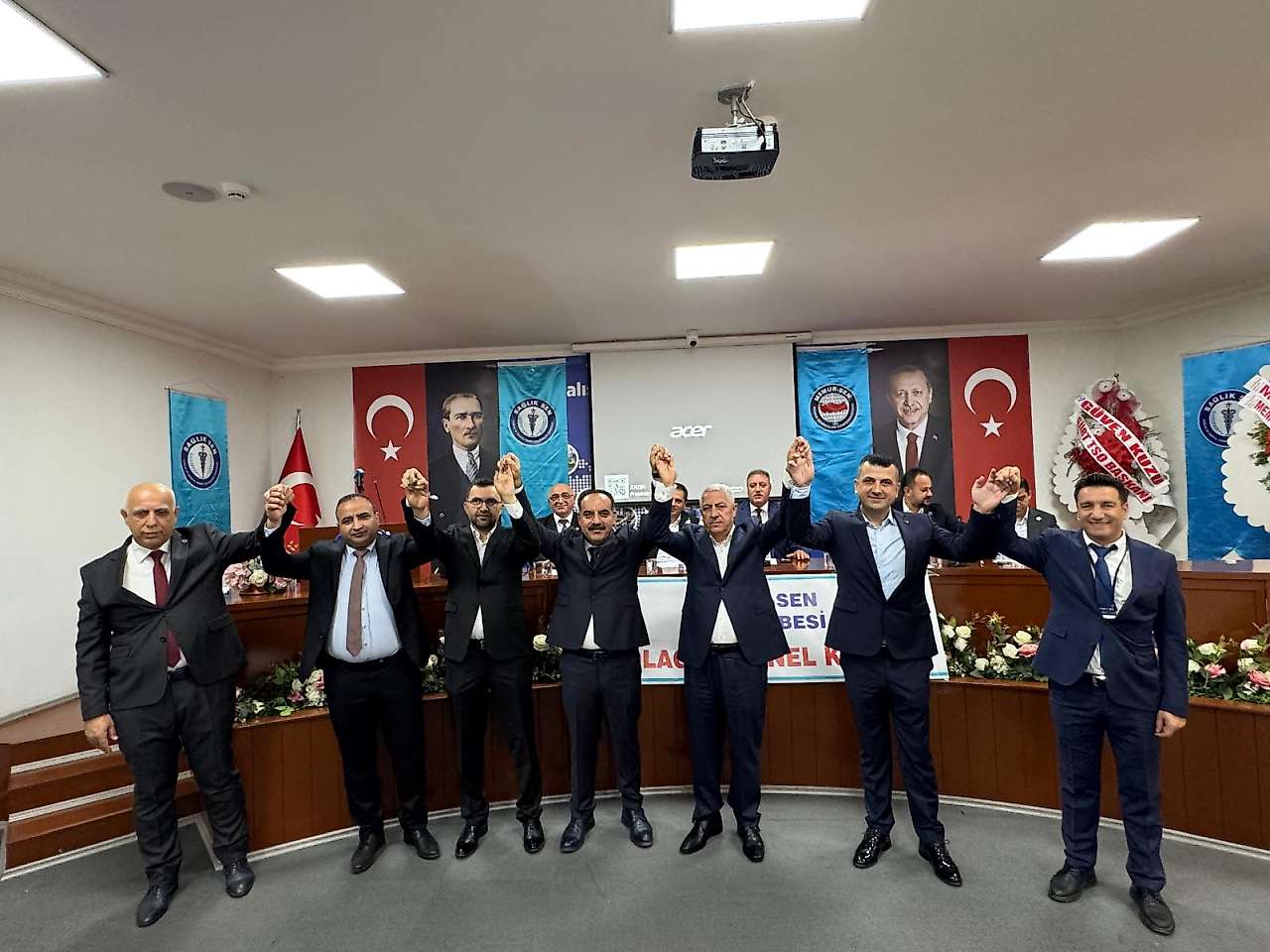 Sağlık-Sen Siirt Şube Başkanı Vesim Eviz, 6. Kez Güven Tazeledi