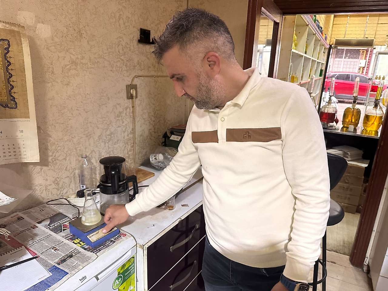 Siirt'in Yöresel Zenginlikleri Kaliteli Kokulara Dönüşüyor: 42 Yıllık Mirası Yaşatıyor