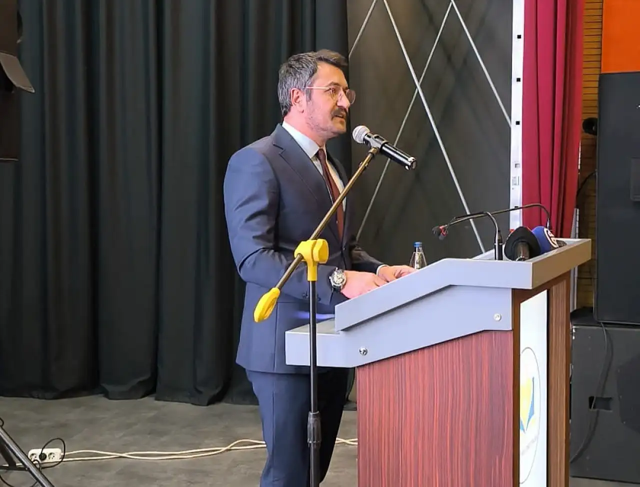 Siirt'te gençleri kitap, gönül ve sporla buluşturan proje tanıtıldı