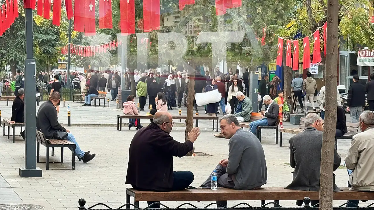 Bakanlık Açıkladı! Siirt, Hakkari'yi Hakkari de Şırnak'ı Geride Bıraktı! Aslan Tatar'ın Siirt İle İlgili Sözü Yeniden Gündem Oldu!