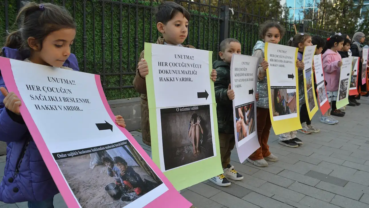 Dünya Çocuk Hakları Günü'nde Gazze İçin Sessiz Çığlık: Artık Çocuklar Ölmesin