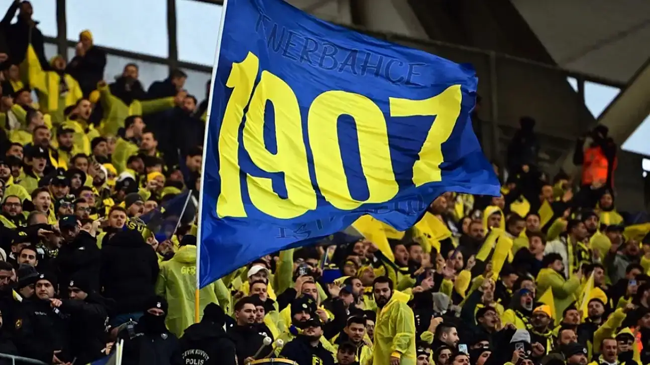 Fenerbahçe'de Kiralık Formülü Devrede! Yıldız İsim Takımdan Ayrılıyor