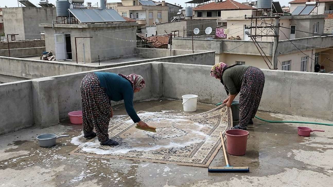 Gaziantep'te Halı Yıkarken Elektrik Akımına Kapılan 2 Kadın Hayatını Kaybetti