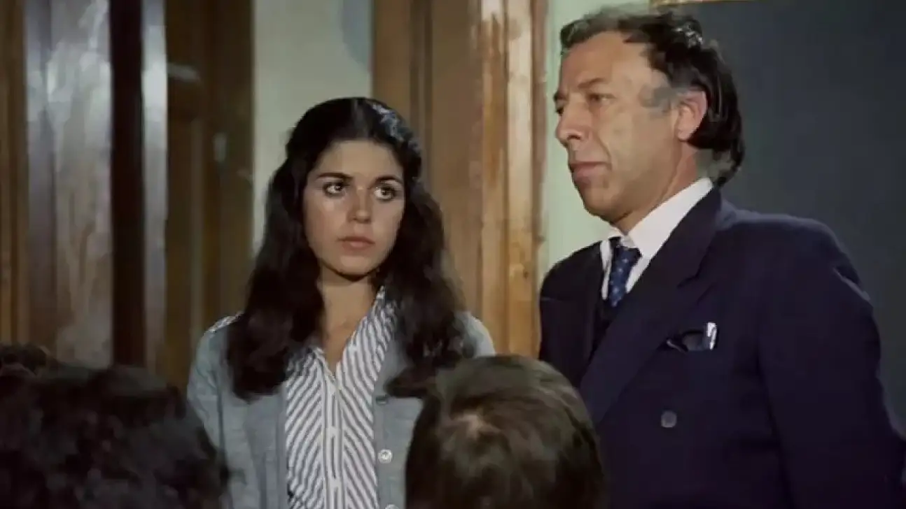 Hababam Sınıfı'nın Semra Hoca'sı Semra Özdamar'ın Son Hali Dikkat Çekti