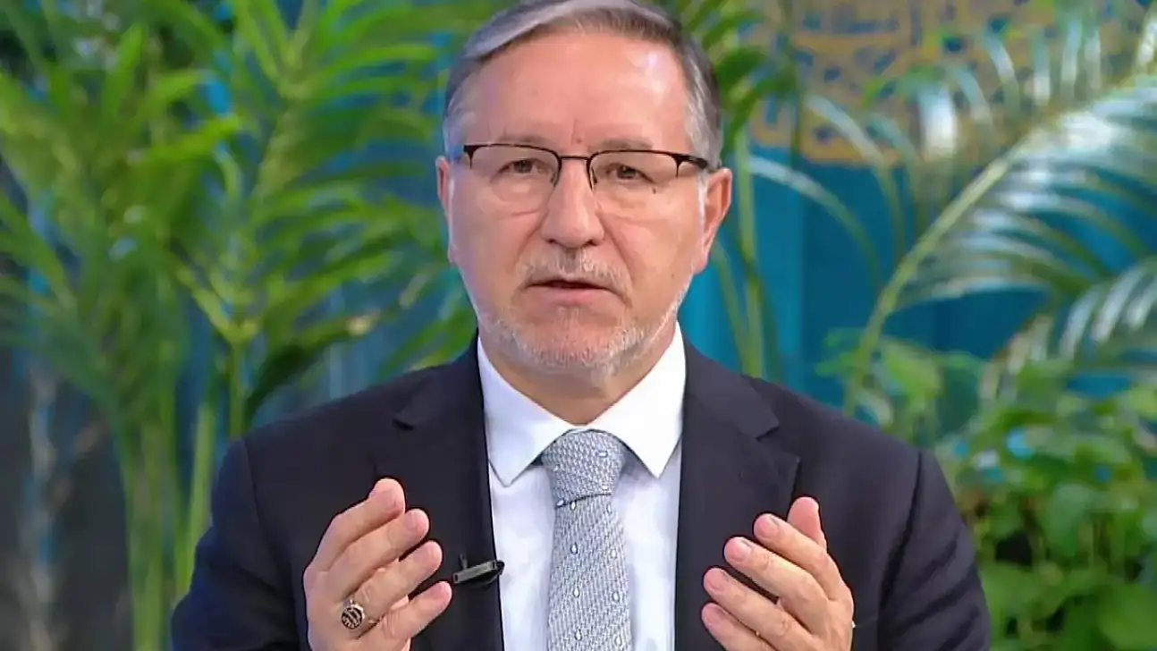 Mustafa Karataş'ın 'Zina' Sözleri Tepki Çekti: Kadın Dayanışma Komiteleri'nden Sert Yanıt