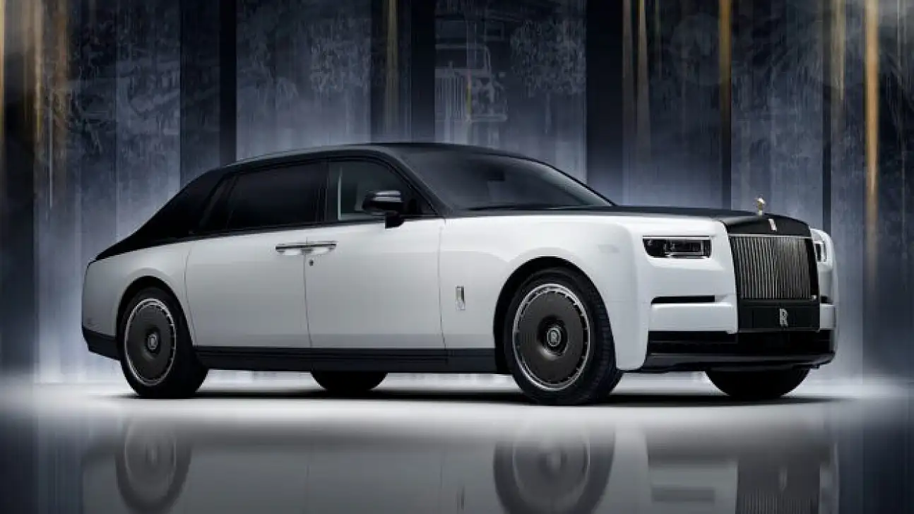Rolls-Royce'tan 100 Yıllık Efsaneye Özel Saygı Duruşu: Sadece 25 Adet Üretilen Phantom Centenary Private Collection Tanıtıldı